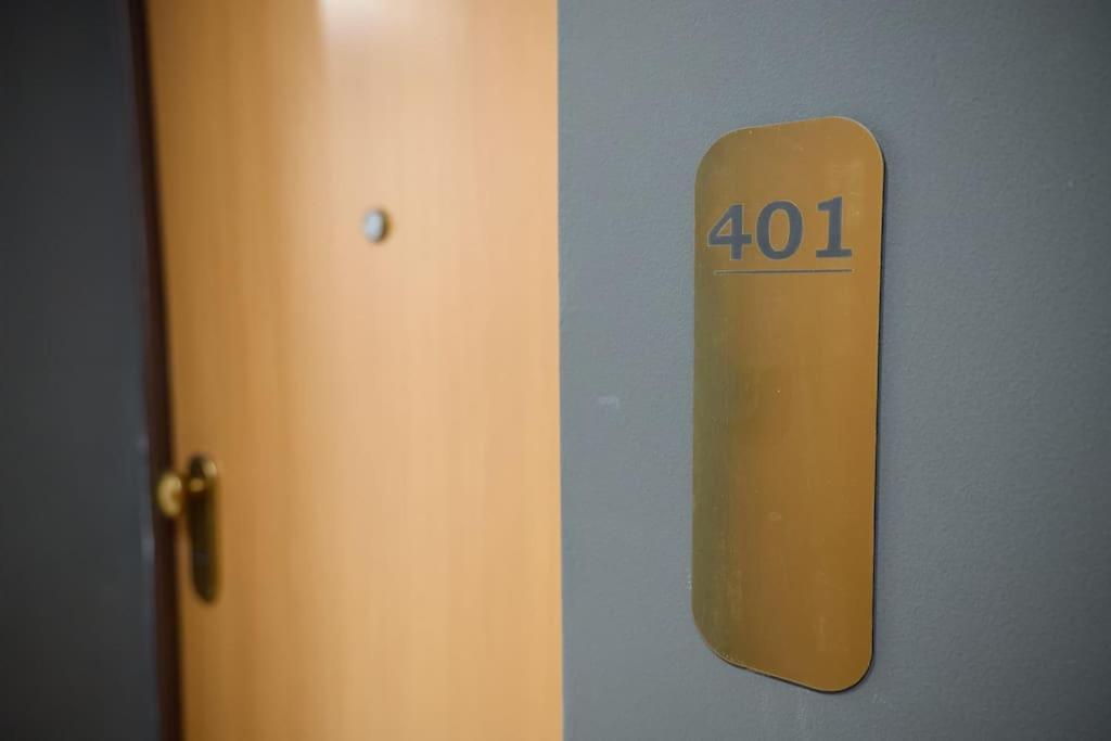 City Center Accomodation- 401 Resicabánya Kültér fotó