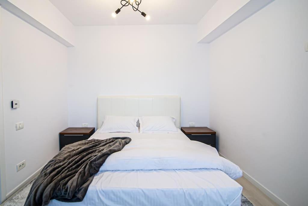 City Center Accomodation- 401 Resicabánya Kültér fotó